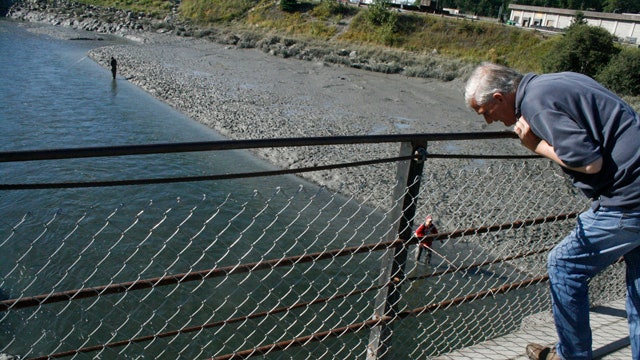 Alaska Urban Fishing_Gast.jpg